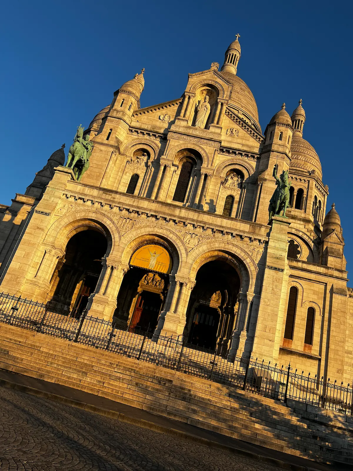 The Sacré-Cœur in Montmartre, early in the morning